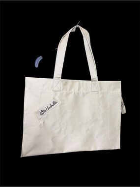 Canvas Tote Bag in Cream with Umbrella Accent